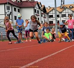 Lekkoatletyka podczas drugiej odsłony „Miasteczka Wakacyjnego”